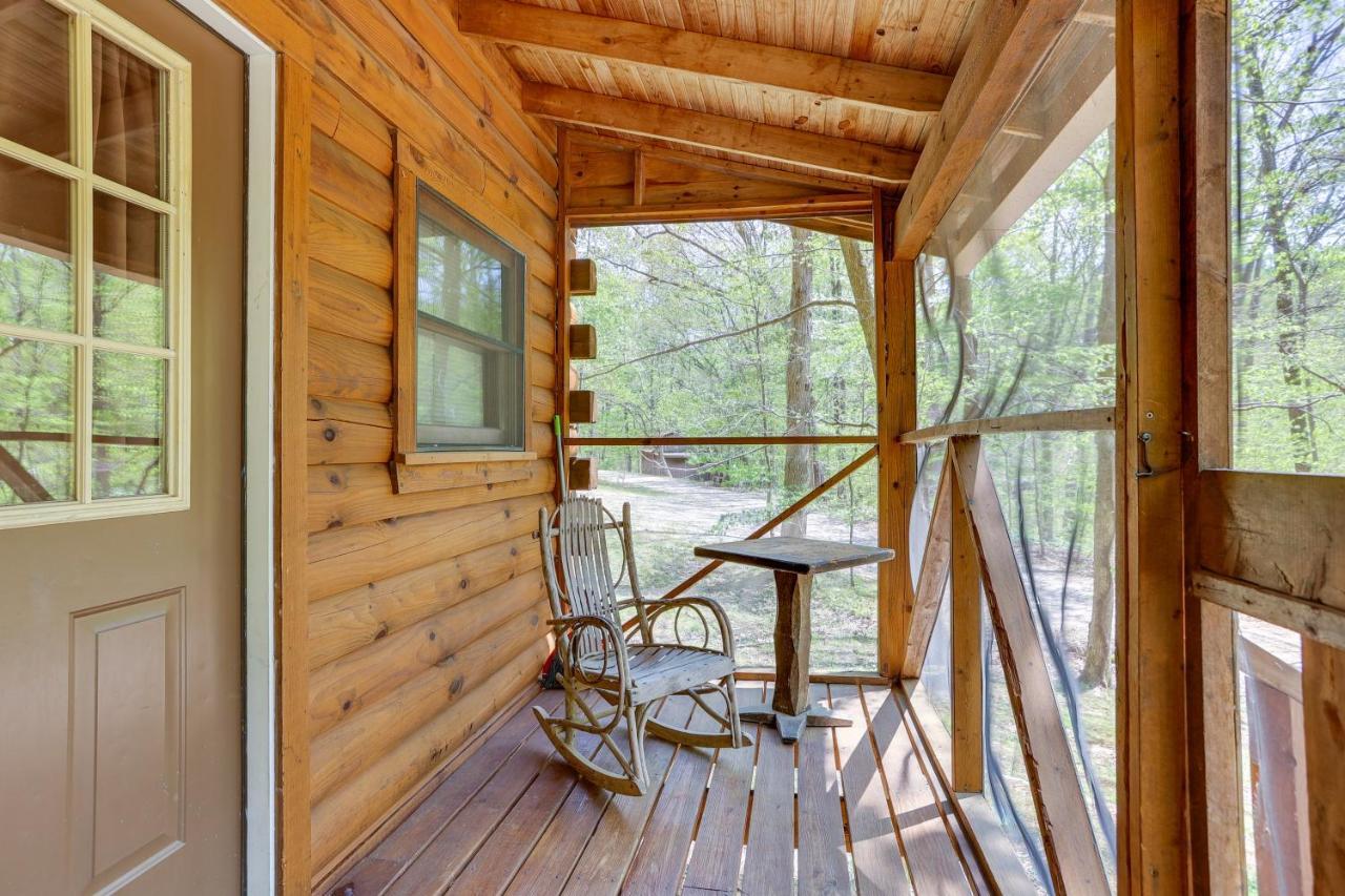 Comfy Taswell Cabin Rental - Community Amenities! Exterior photo